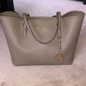 Michael Kors Tote